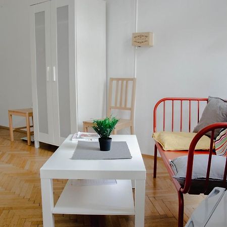 Wonderful Two Bedroom Apartment ウィーン エクステリア 写真