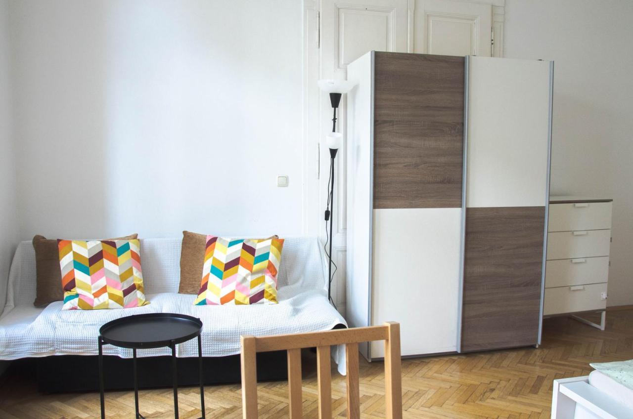 Wonderful Two Bedroom Apartment ウィーン エクステリア 写真